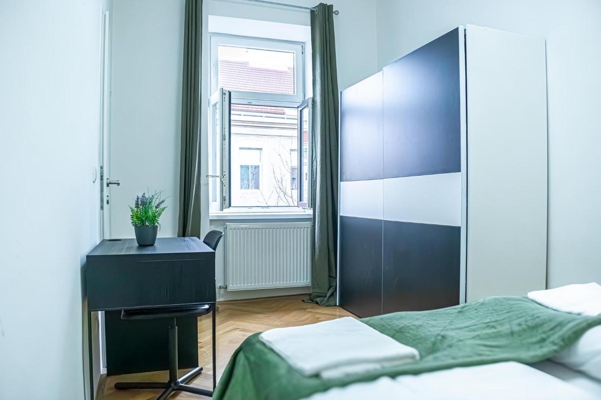 Comfortable 2Br Apt.-Near Wiener Stadthalle Exterior photo