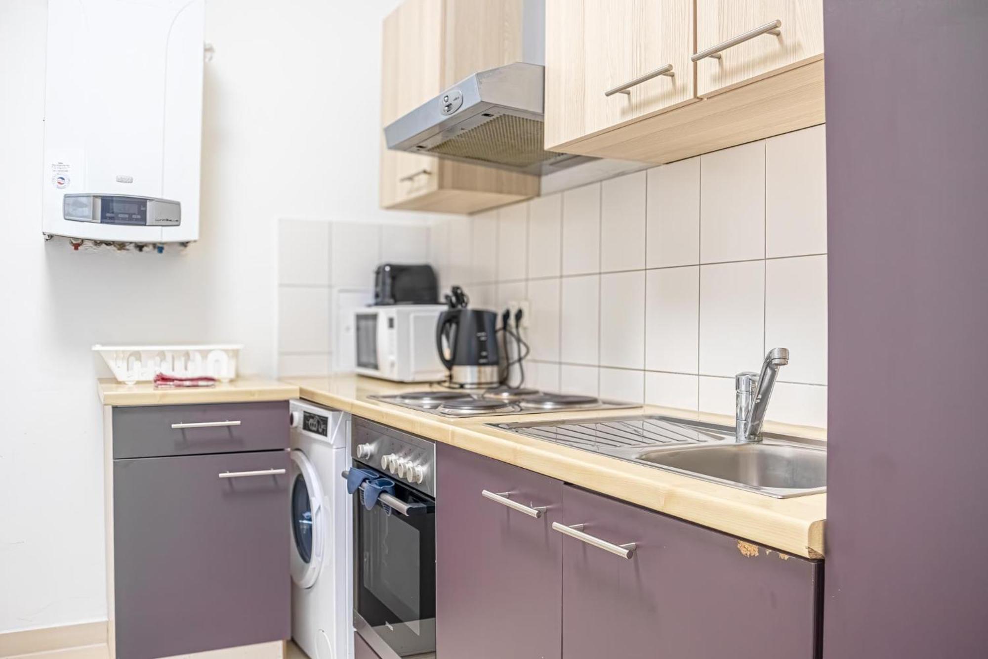Comfortable 2Br Apt.-Near Wiener Stadthalle Exterior photo