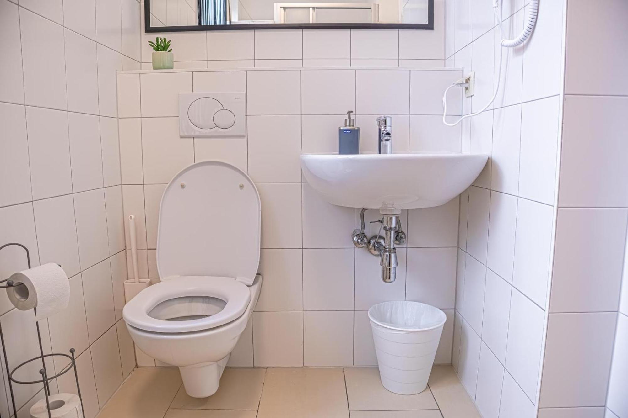 Comfortable 2Br Apt.-Near Wiener Stadthalle Exterior photo